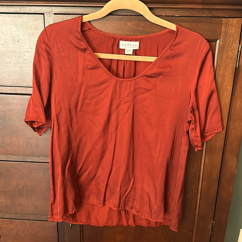 Velvet by Graham & Spencer Red Blouse - Size Small